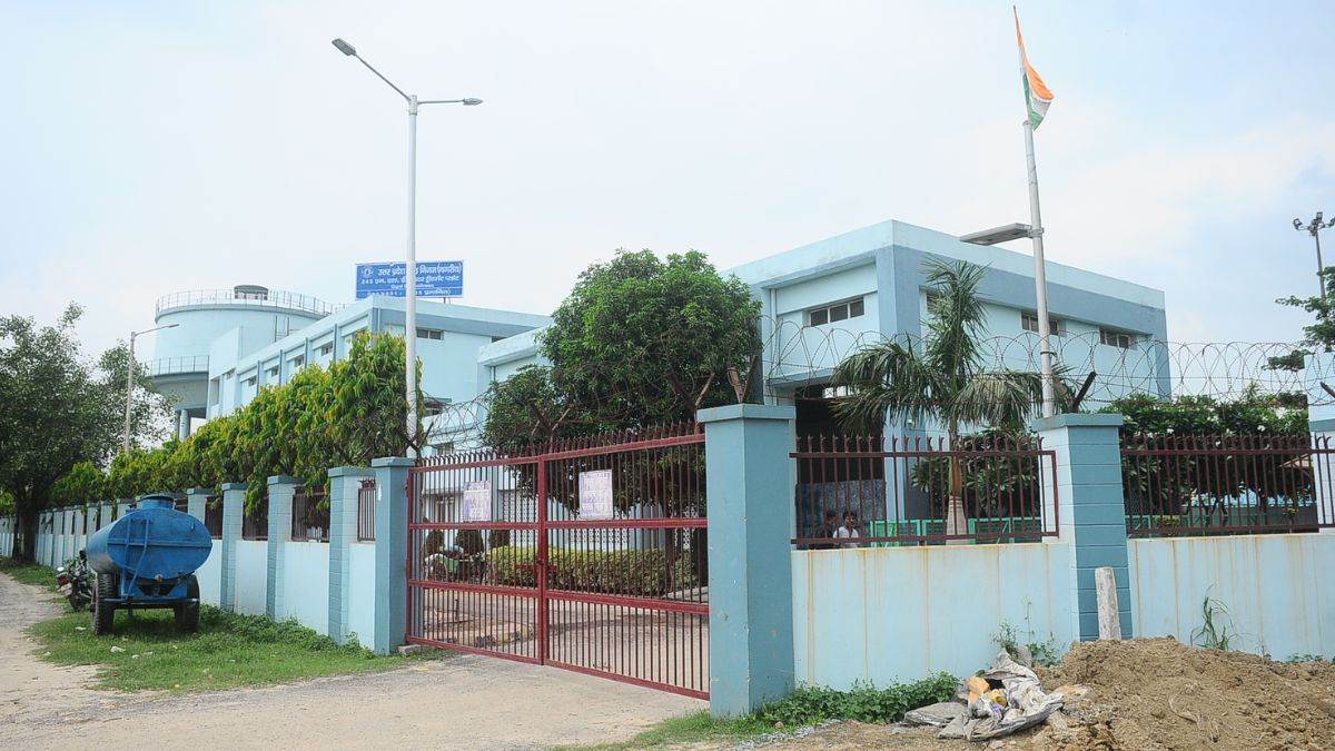 https://www.jagranimages.com/images/newimg/08082025/08_08_2025-ghaziabad_gangajal_24007532.jpg