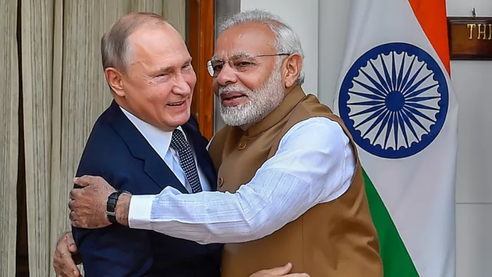 पीएम मोदी ने पुतिन को दिया भारत आने का न्योता (फाइल फोटो)