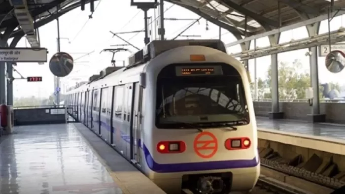 पिंक लाइन पर चालक रहित मेट्रो परिचालन मार्च से ही चल रहा।