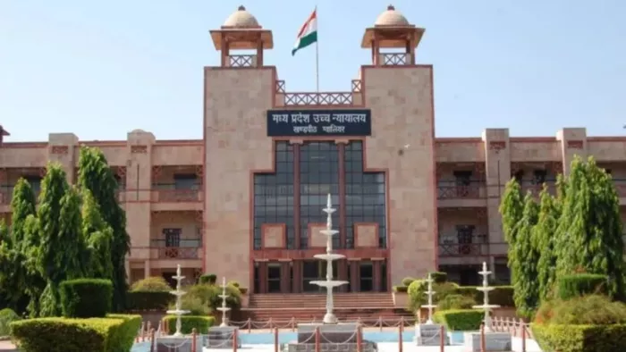 याचिका दायर करने वाले शख्स की शादी 1998 में हुई थी।