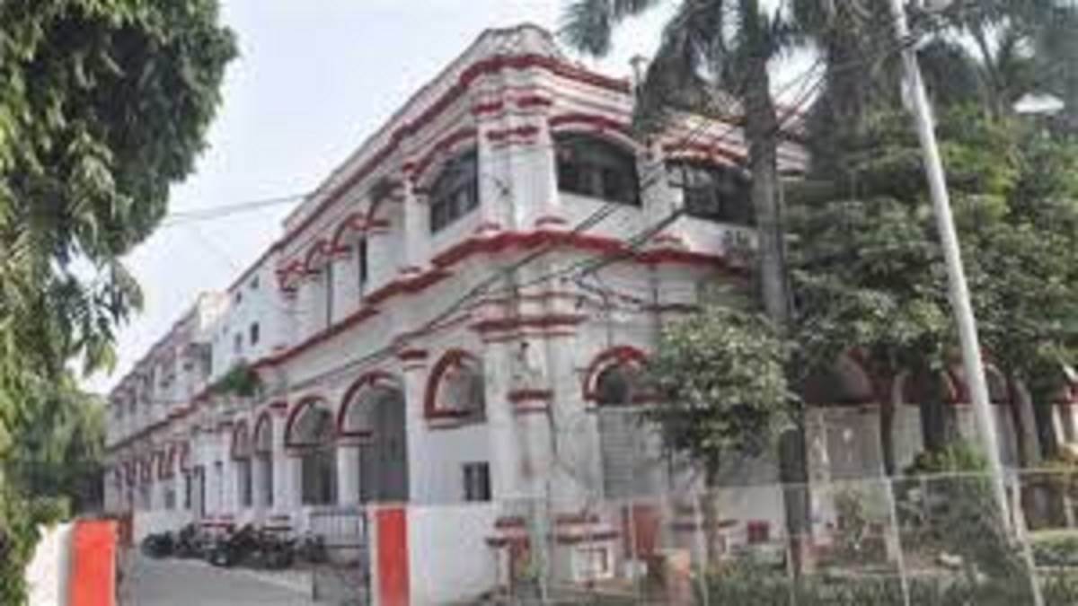 prayagraj attempt to reinstate employee involved in 2020 attack on gm jalkal