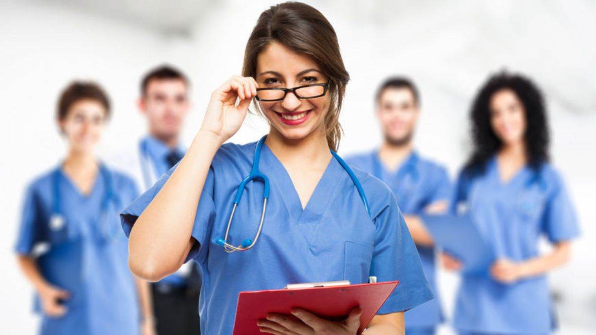 https://www.jagranimages.com/images/newimg/08092022/08_09_2022-nursing_entrance_exam_jharkhand_23053518.jpg