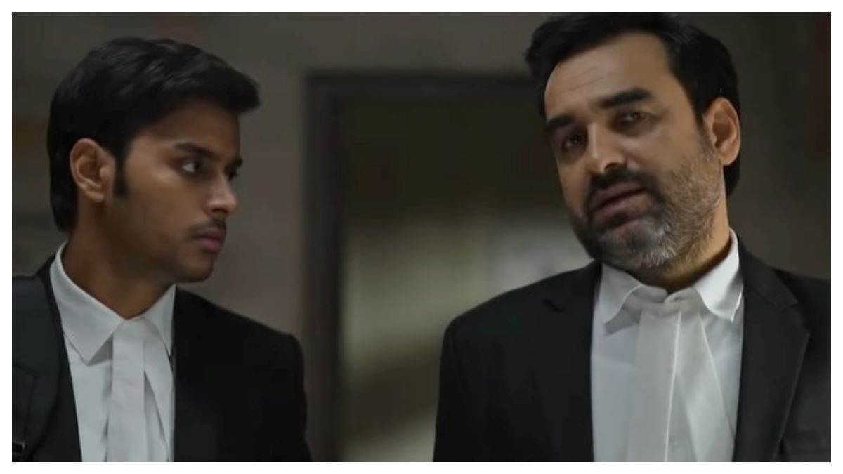https://www.jagranimages.com/images/newimg/08092022/08_09_2022-pankaj_tripathi_1_23052644_13296143.jpg