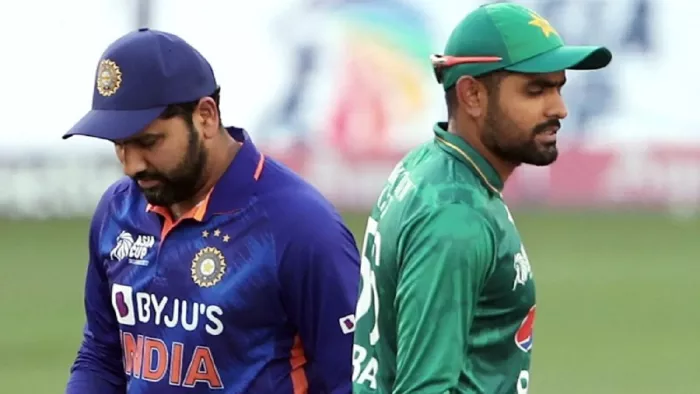 रोहित अपने वनडे करियर के 10 हजार रन पूरे करने की कगार पर हैं।