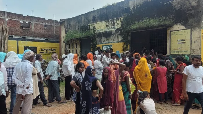 बारुण बिस्कोमान भवन में यूरिया की हुई किल्लत