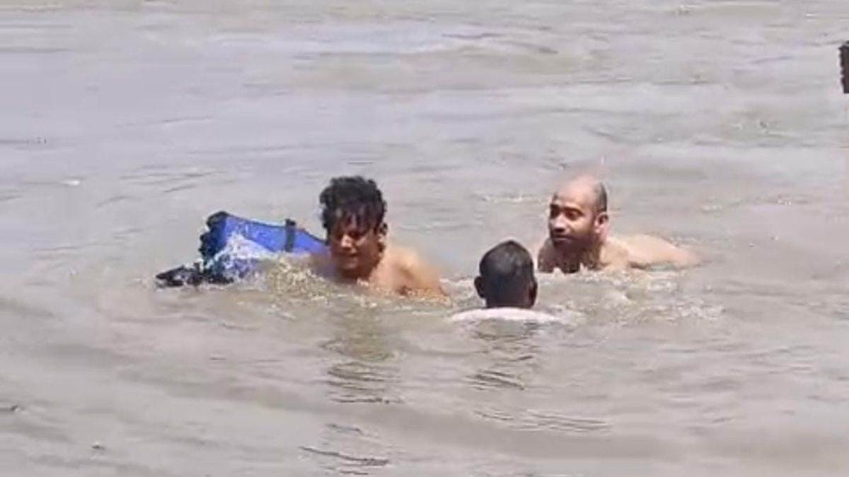 https://www.jagranimages.com/images/newimg/08092025/08_09_2025-hapur_news_175_24040174.jpg