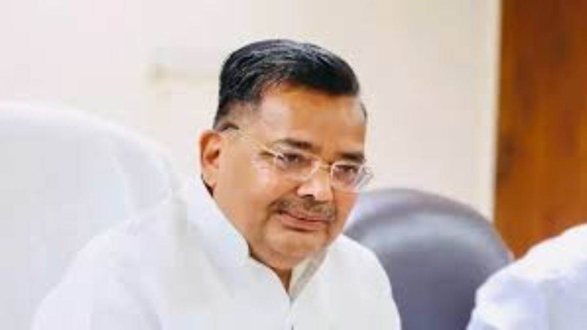 https://www.jagranimages.com/images/newimg/08092025/08_09_2025-jaiveer_singh_24040415.jpg