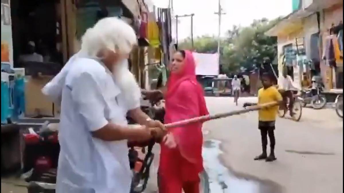 https://www.jagranimages.com/images/newimg/08092025/08_09_2025-kasganj_24039639.jpg