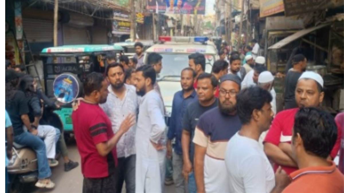 https://www.jagranimages.com/images/newimg/08092025/08_09_2025-ruckus_muslim_communities_kanpur_24040409.jpg