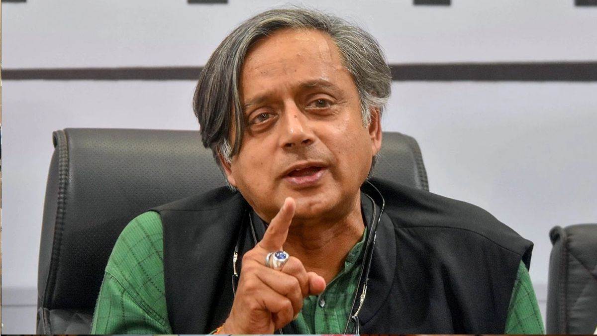https://www.jagranimages.com/images/newimg/08092025/08_09_2025-shashi_tharoor_24039437.jpg