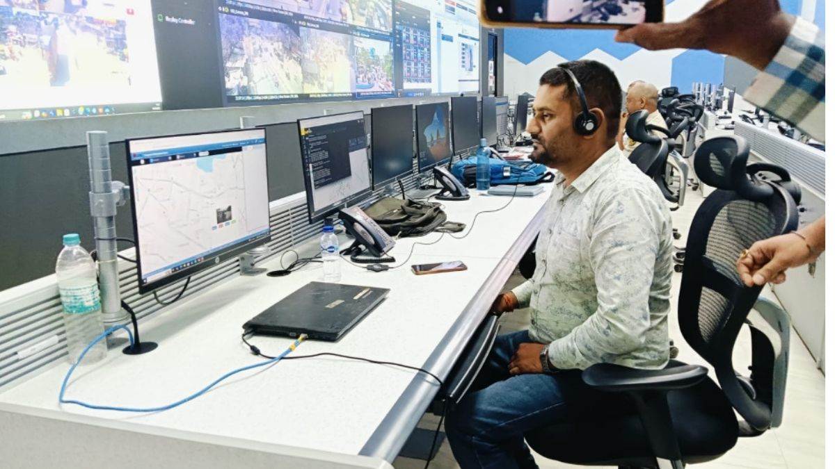 https://www.jagranimages.com/images/newimg/08092025/08_09_2025-smart_city_control_and_command_centre_24039759.jpg