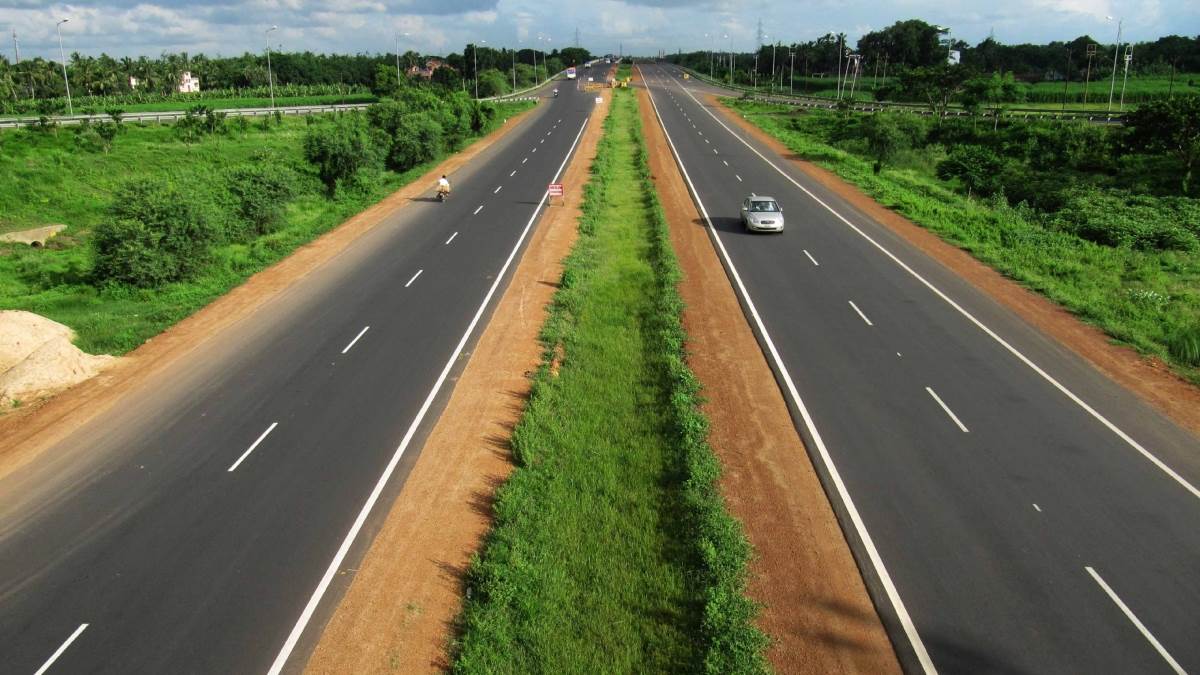 https://www.jagranimages.com/images/newimg/08092025/08_09_2025-state_highway_24039857.jpg
