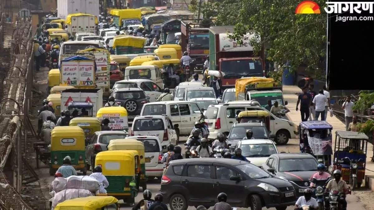 https://www.jagranimages.com/images/newimg/08092025/08_09_2025-traffic_jam_24040025_182537649.jpg