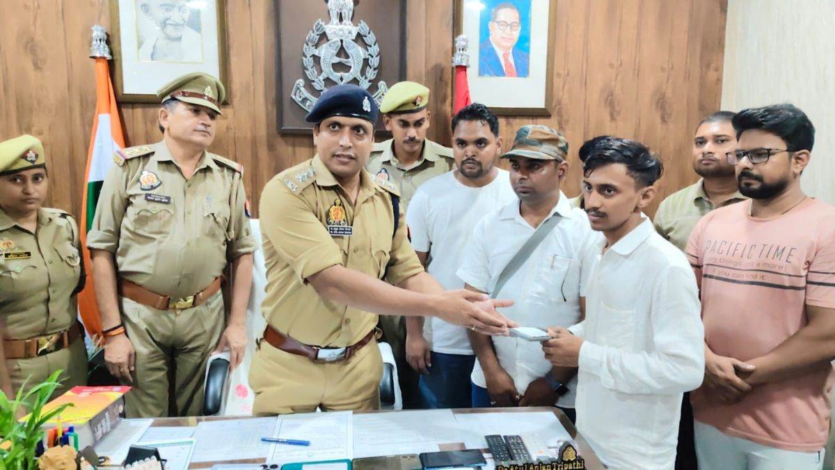 https://www.jagranimages.com/images/newimg/08092025/08_09_2025-varanasi_news_24039536.jpg