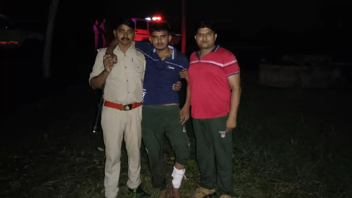 Hapur Encounter: देवली गोलीकांड में शामिल दो आरोपित मुठभेड़ में गिरफ्तार, दोनों के पैर में लगी गोली