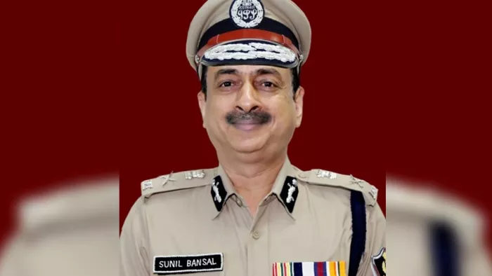 नक्सल प्रभावित जिलों में लैंड माइन विस्फोट से जा रही ज्यादा जाने - पुलिस डीजी