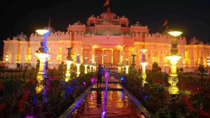 श्रीराम बरात शाेभायात्रा पर 10 की शाम चार बजे से शहर में भारी वाहनों पर प्रतिबंध। फाइल फोटो।