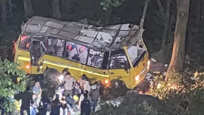 Road Accident : नैनीताल में हिसार के पर्यटकों की बस दुर्घटनाग्रस्त, कई की मौत