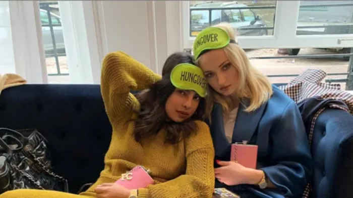 Priyanka Chopra And Sophie Turner Photo Credit instagram