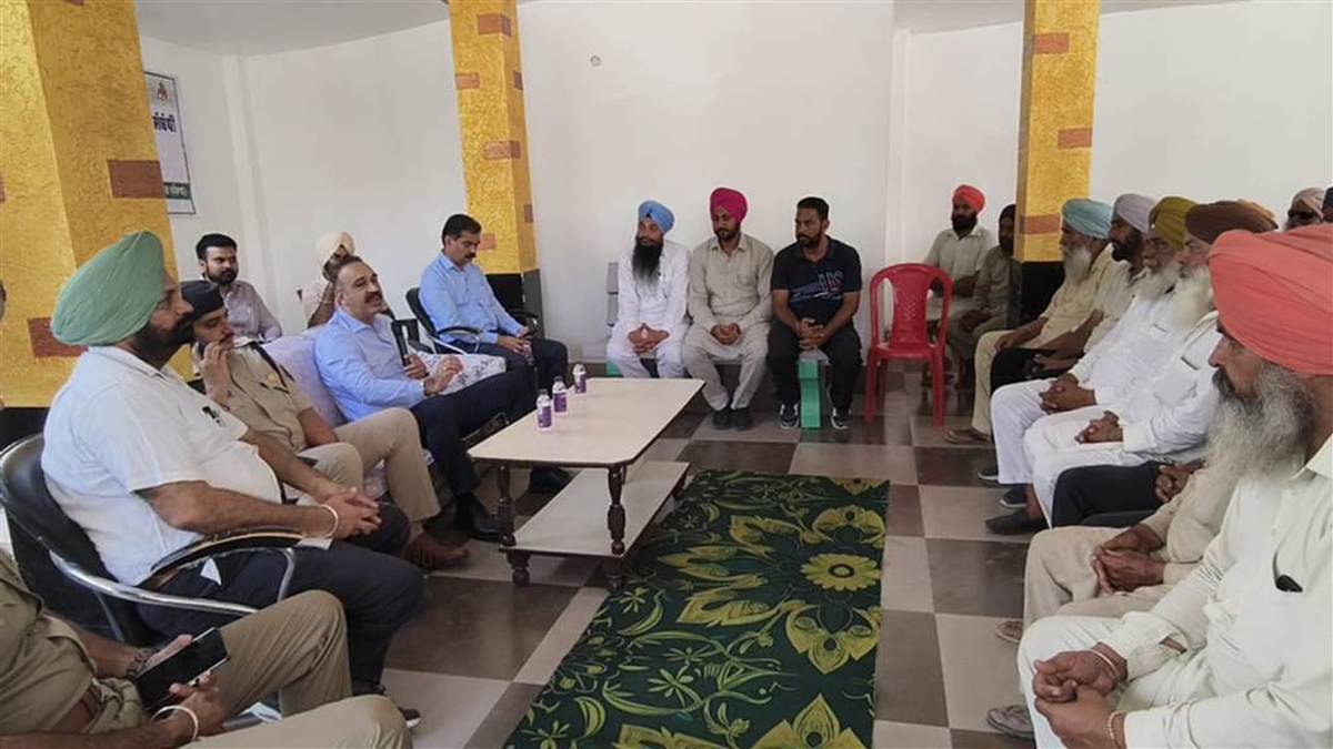 sangrur farmers educated on stubble burning awareness campaign