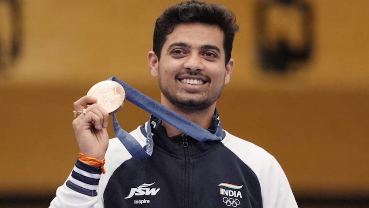 paris olympic swapnil kusale father asked rs 5 cr prize money and flat in pune for his son