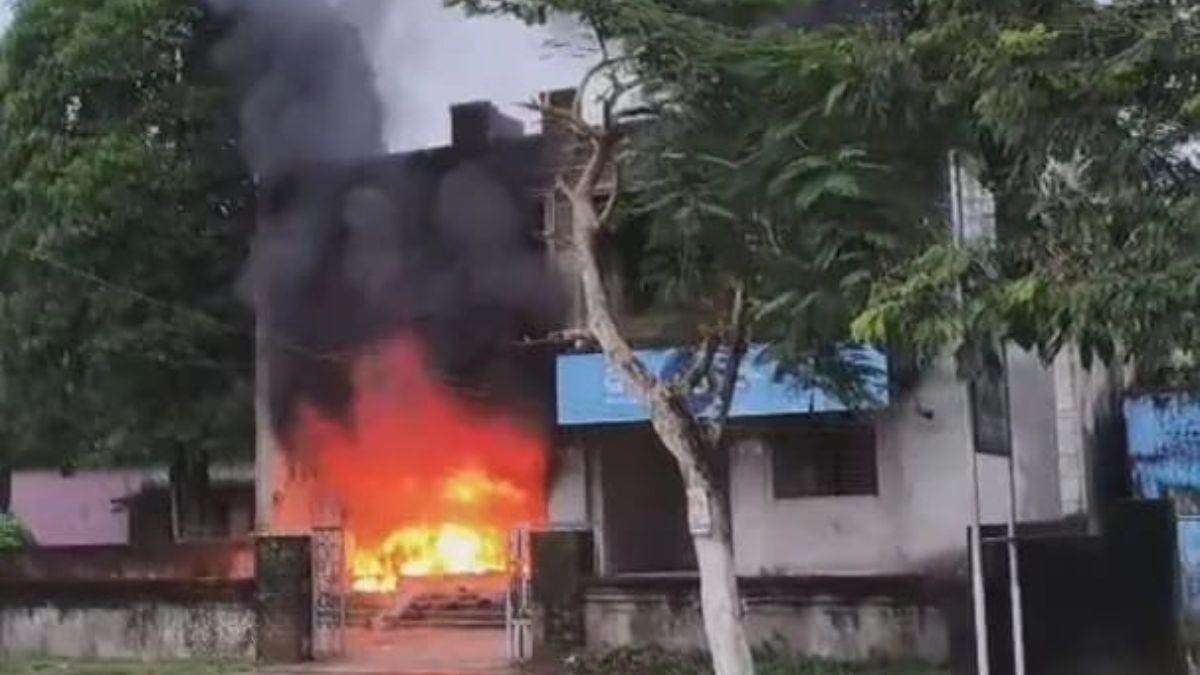 battery bike showroom fire in konark 30 bikes destroyed