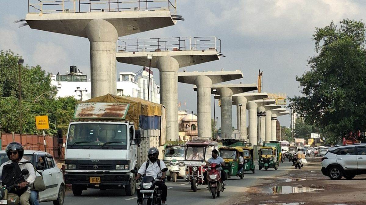 agra metro foot over bridge to be preserved during metro work