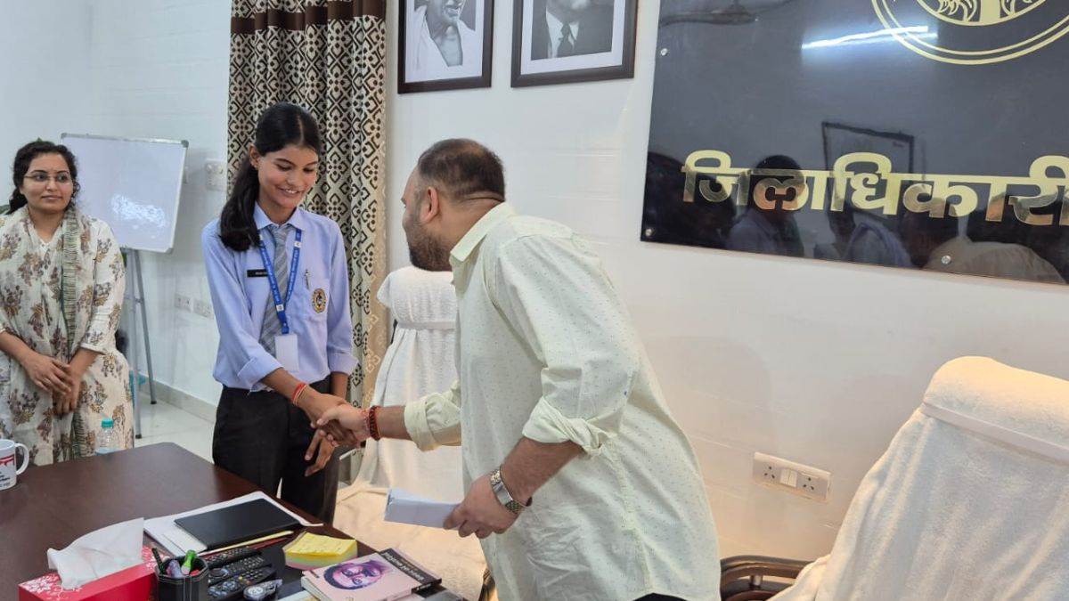 hapur girl becomes district magistrate for a day under mission shakti