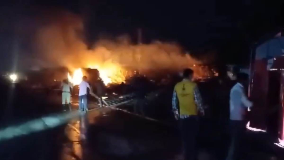 jaipur ajmer highway accident lpg truck fire causes havoc