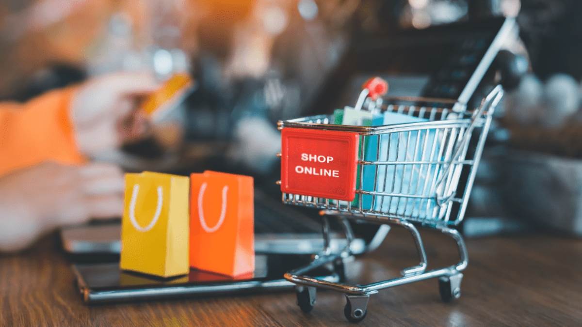 ncr online market impact retail jobs in noida at risk