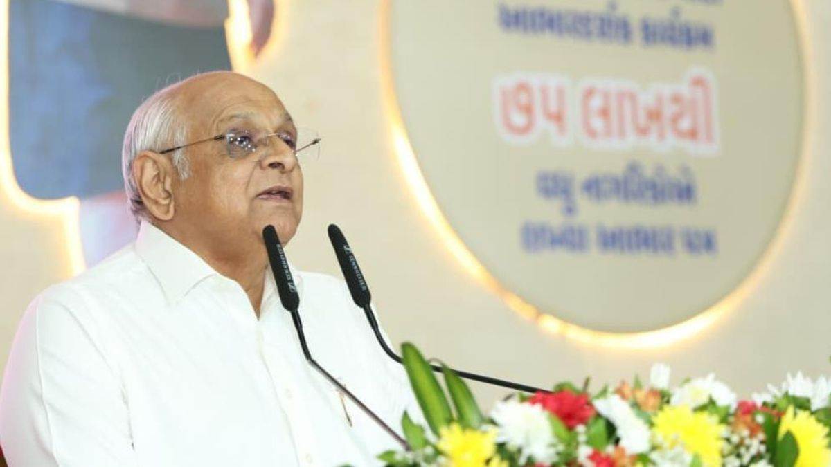 gujarat vikas saptah cm patel inaugurates development exhibition