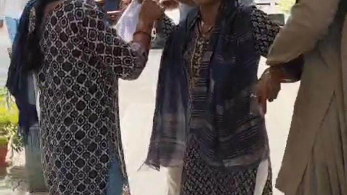 woman attempts self immolation at mainpuri collectorate over illegal construction