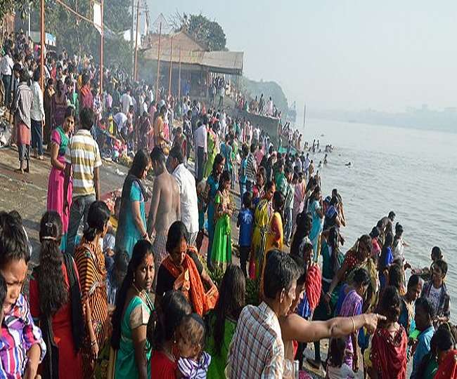 छठ पूजा के दौरान कोविड प्रोटोकाल का पालन करना जरूरी (फाइल फोटो)