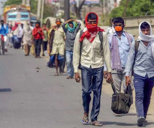 https://www.jagranimages.com/images/newimg/08112021/08_11_2021-migrant_laborers_22188823.jpg