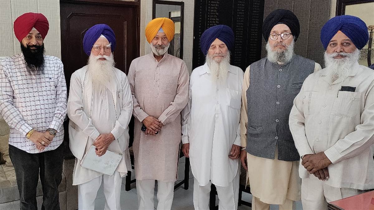 https://www.jagranimages.com/images/newimg/08112022/08_11_2022-08snd_1_08112022_404.jpg