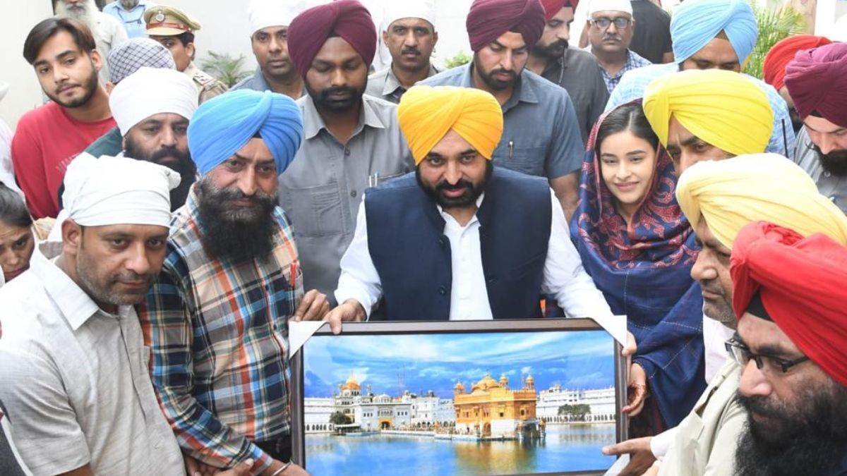 https://www.jagranimages.com/images/newimg/08112022/08_11_2022-cm_mann_news_23190342_161511516.jpg