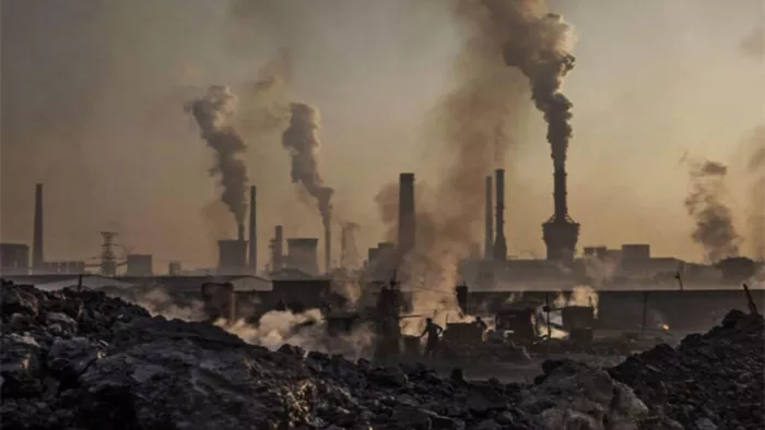 6.7 करोड़ की जनसंख्या वाले फ्रांस का सालाना कार्बन उत्सर्जन लगभग इतना ही है