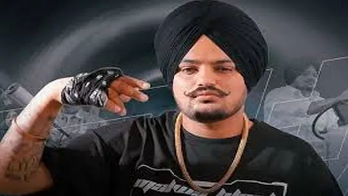 सिद्धू मूसेवाला की फैन फालोइंग उनकी मौत के बाद भी बढ़ रही है।