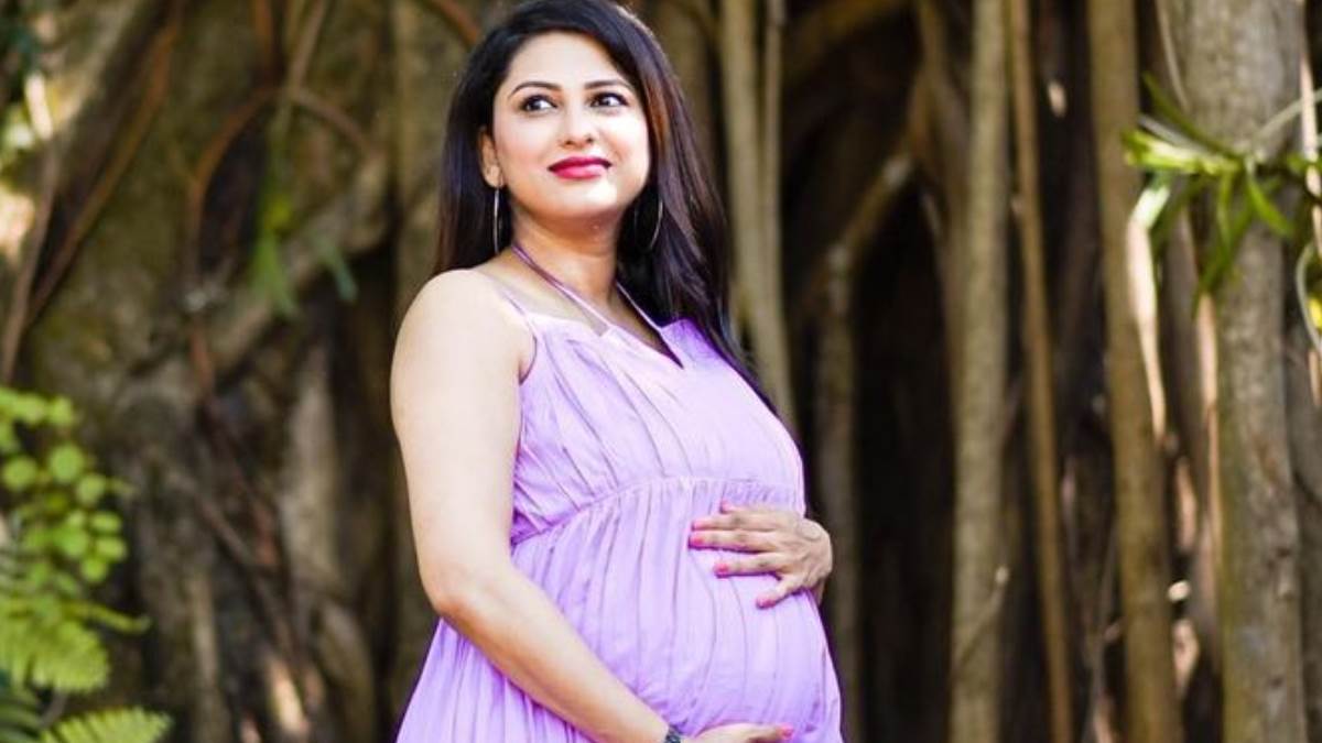 https://www.jagranimages.com/images/newimg/08112022/08_11_2022-rucha_hasabnis_23190032.jpg