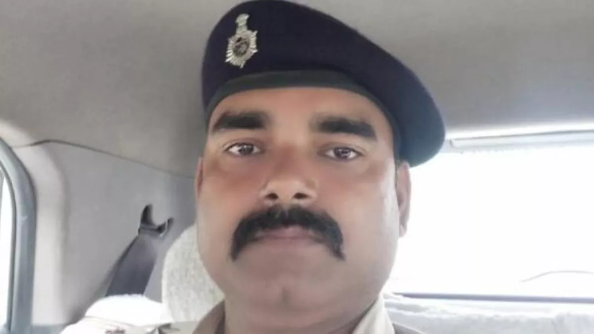 मधेपुरा से कई अपराधी हथियार लेकर आ रहे थे पूर्णिया, दारोगा ने वाहन की नहीं  ली तलाशी, SP को आया गुस्‍सा, फ‍िर - Many criminals were bringing weapons  from Madhepura to Purnia,