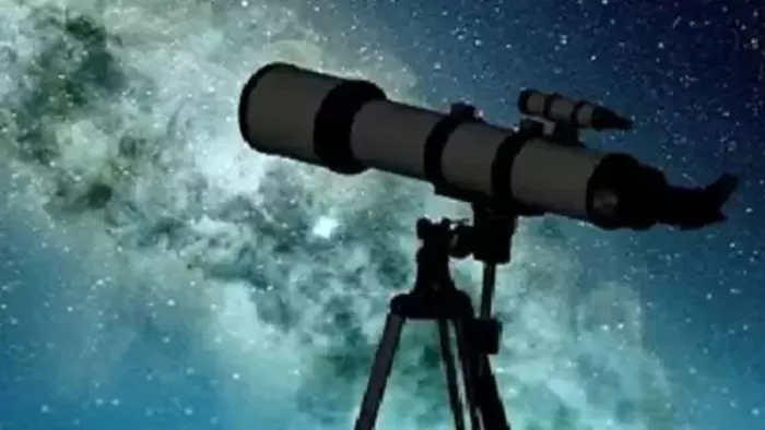 Lunar Eclipse 2022: तीन टेलिस्कोप से देख सकेंगे चंद्रगहण.