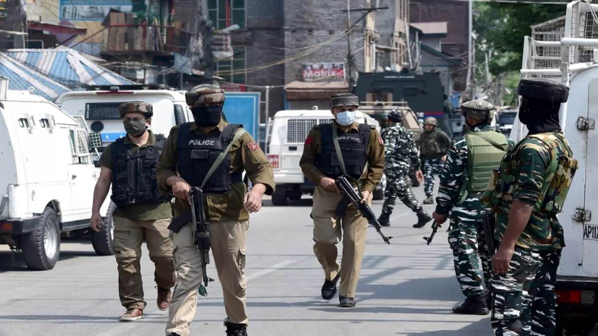 big action by jammu police ogw shop involved in the murder of circus worker in anantnag attached