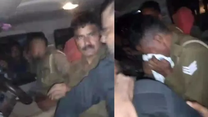 सिपाही की वर्दी फाड़ी, सरकारी गाड़ी का शीशा तोड़ा..., कासगंज में डायल 112 पुलिसकर्मियों के साथ मारपीट