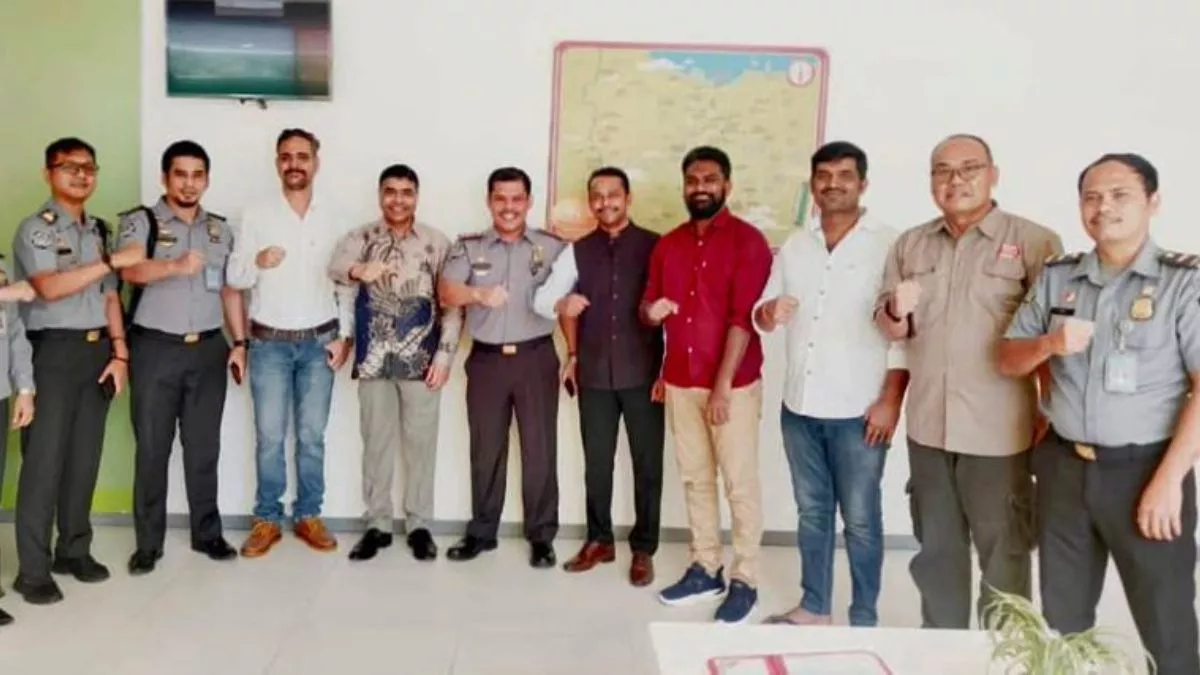 MV Aashi Ship: इंडोनेशिया में फंसे एमवी आशी जहाज के तीन क्रू मेंबर्स की रिहाई, नौ महीने बाद लौटे भारत - MV Aashi Ship Three crew members returned india from Indonesia after