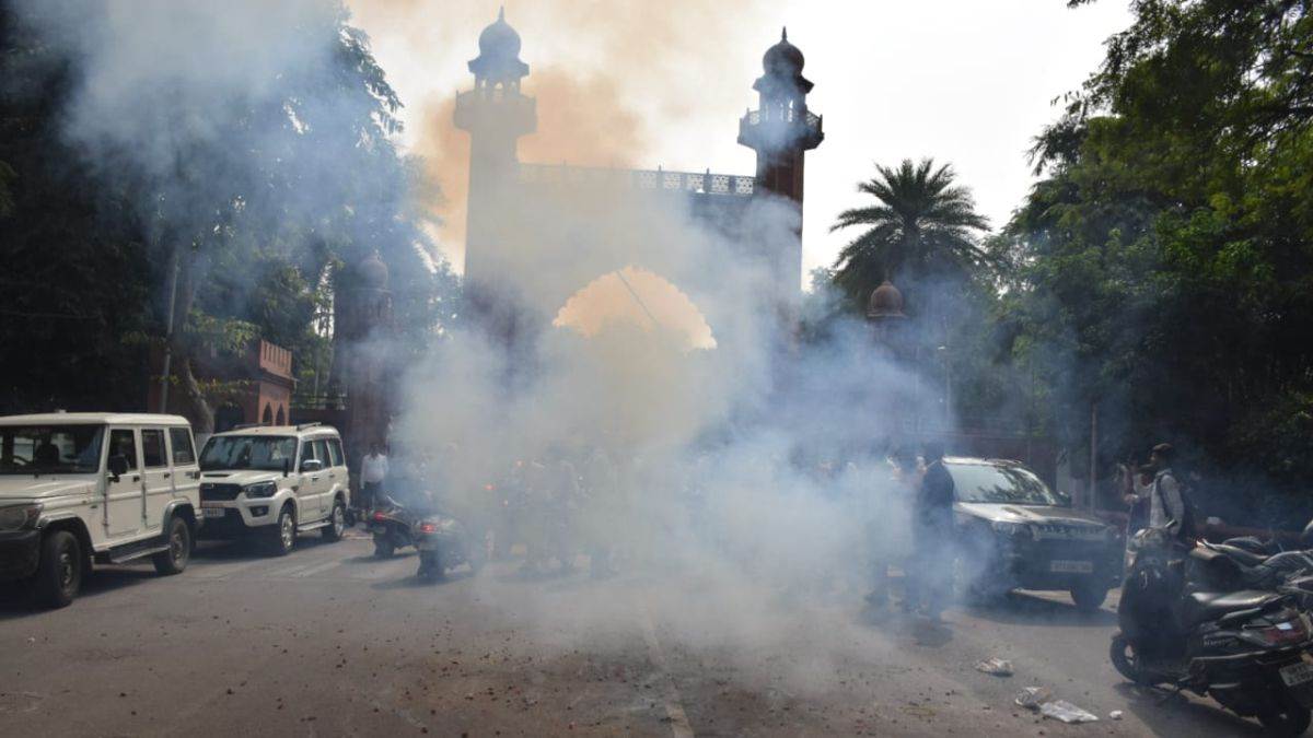 https://www.jagranimages.com/images/newimg/08112024/08_11_2024-amu_news__23827751.jpg