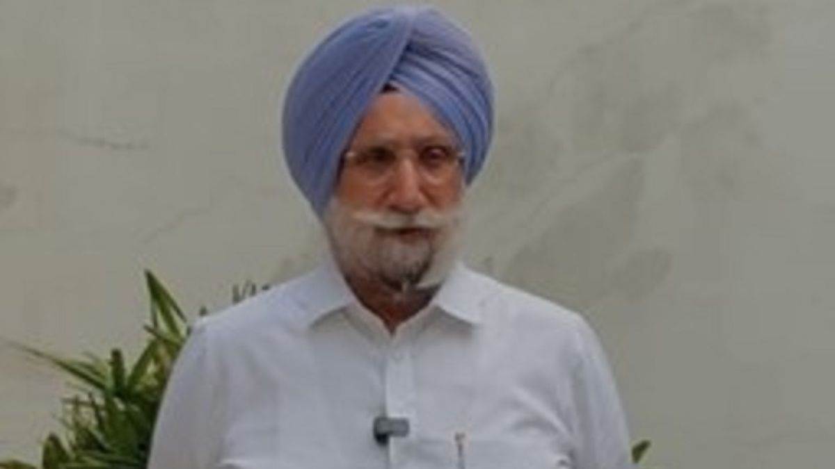 Punjab News: सांसद सुखजिंदर रंधावा ने DSP पर लगाए गैंगस्टर के साथ मिलीभगत  के आरोप, उच्च पुलिस अधिकारियों से की शिकायत - Punjab News MP Sukhjinder  Randhawa accuses DSP of ...