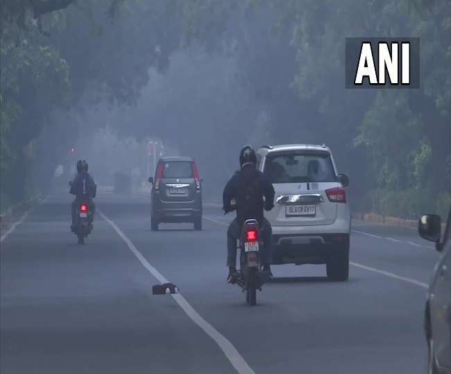 हवा की रफ्तार कुछ बढ़ी तो कम हो गया प्रदूषण, दिल्ली में AQI आया 250 से नीचे