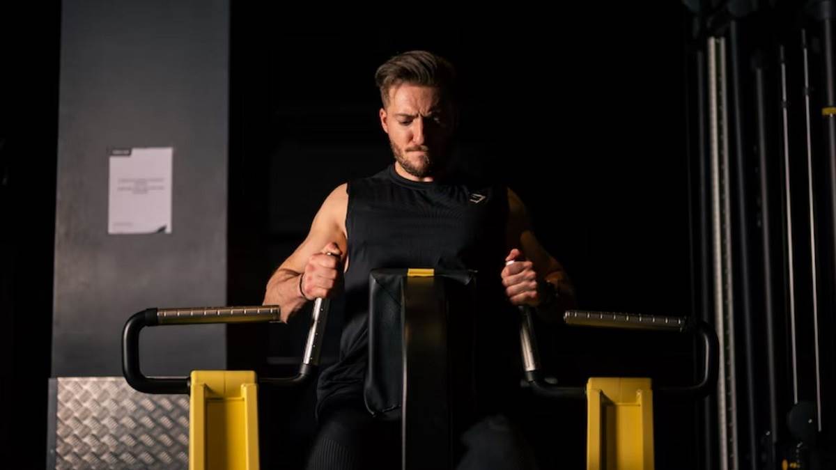 Best Elliptical Machines In India: मोटापा कम करना हो या पानी हो जोड़ों के दर्द से राहत तो खरीदें क्रॉस ट्रेनर