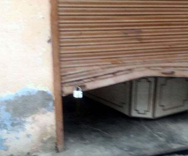 योल बाजार में शटर तोड़कर नकदी चुरा ले गए शातिर, पुलिस ने शुरू की छानबीन Kangra News