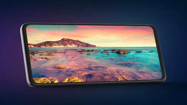 https://www.jagranimages.com/images/newimg/09012021/09_01_2021-motorola_one_5g_ace_21254195.jpg